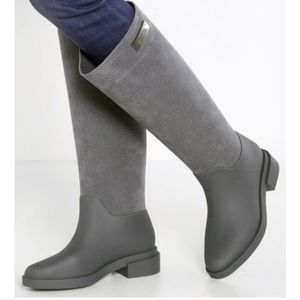 Melissa grey flocked boot